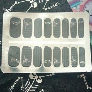 Color crush nail wraps